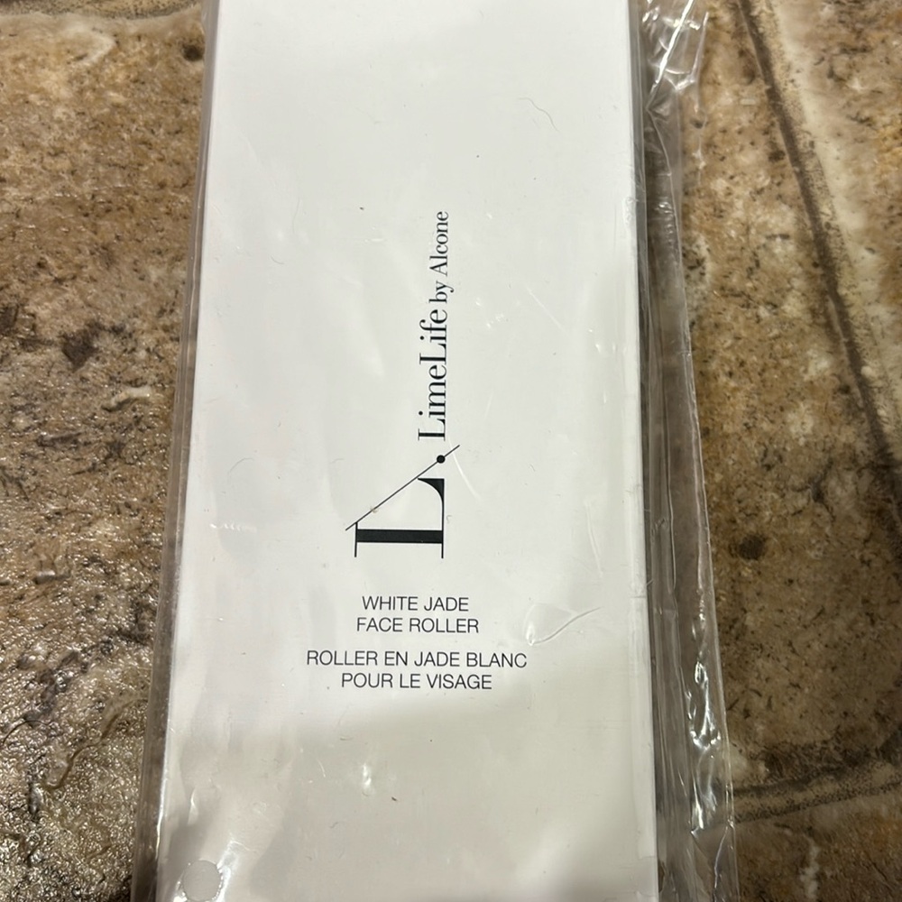 LimeLife white Jade face roller
